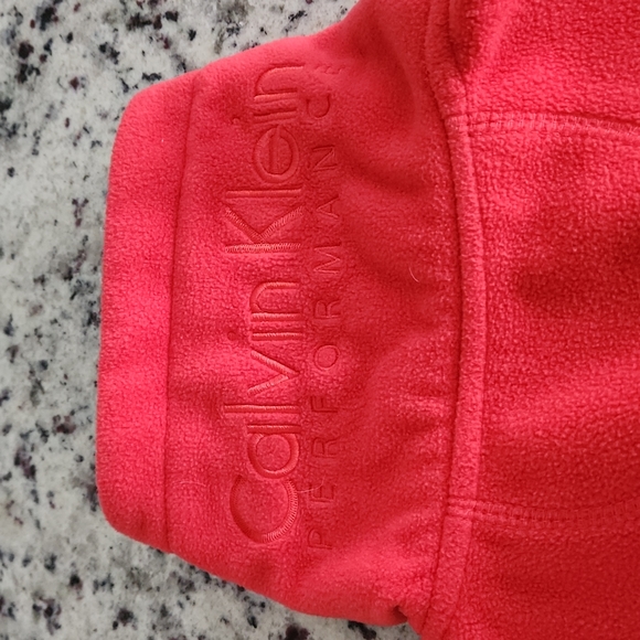 Calvin Klein fleece vest - Picture 4 of 4